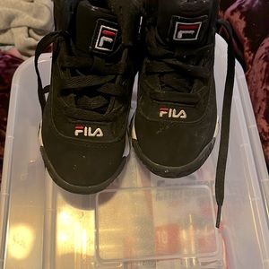 Fila black size 7